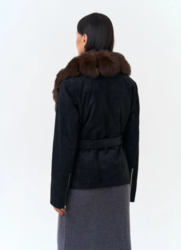 Женская куртка из эко замши фото