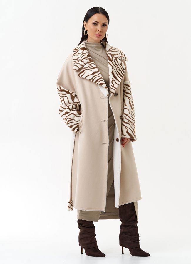 Двухстороннее пальто из эко замши с английским воротником модель № 29979 универмаг малина