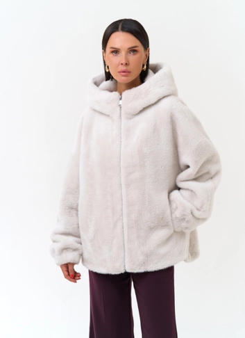 Женская шуба из эко меха с капюшоном фото