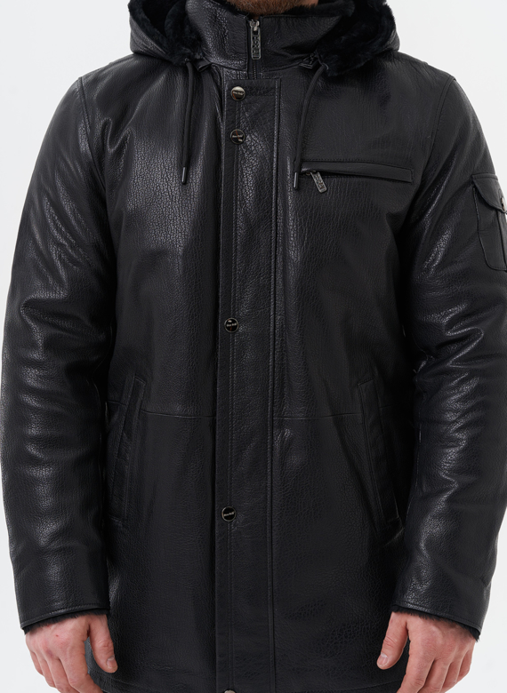 Мужская дубленка черного цвета 