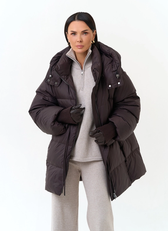 Женский пуховик с капюшоном фото