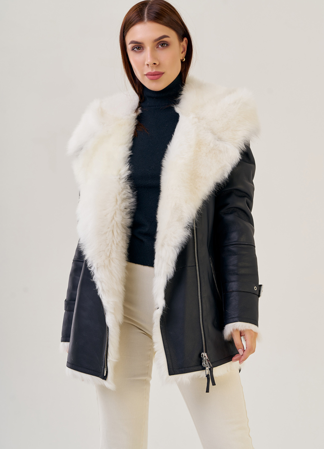 Укороченная женская дубленка с капюшоном модель № 23176 универмаг малина