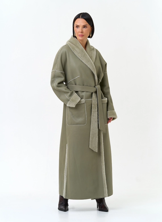 Женская дубленка зеленого цвета фото
