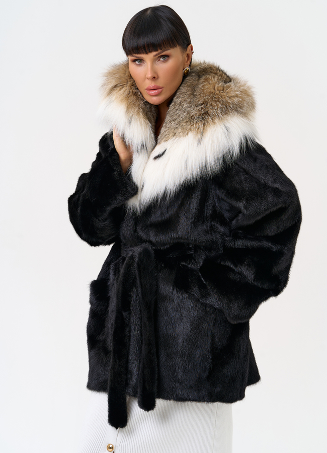 Женская шуба из меха норки с капюшоном из меха рыси модель № 31376 в рассрочку