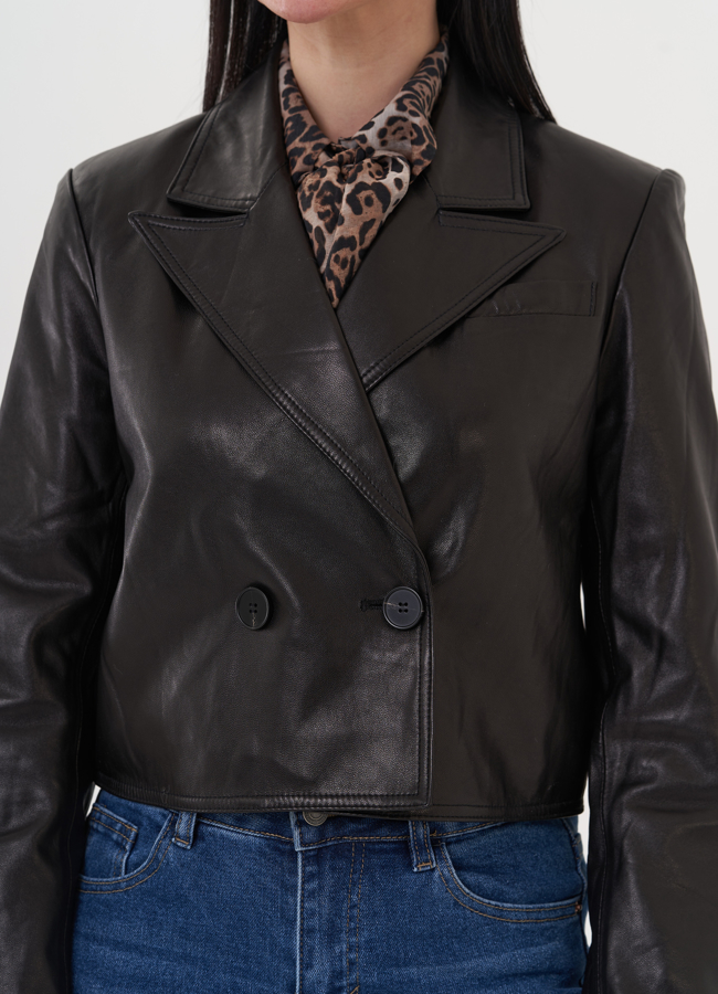 Кожаная куртка-пиджак  модель № 26947 универмаг малина